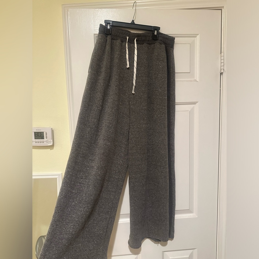 Women’s heather grey high waisted wide leg sweat pants